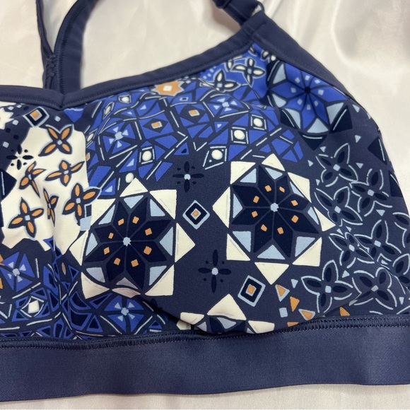 Aerie Blue Geometric Shapes Sports Bra, size XL - Picture 3 of 6